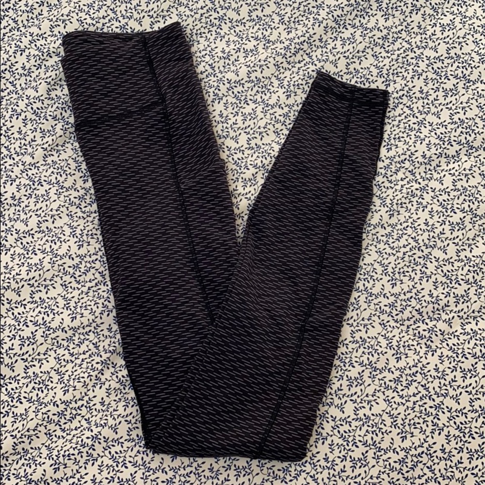 Lululemon yoga pants